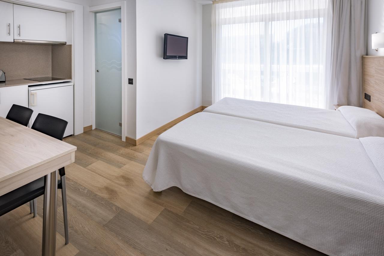 Aparthotel Marinada Salou Kültér fotó